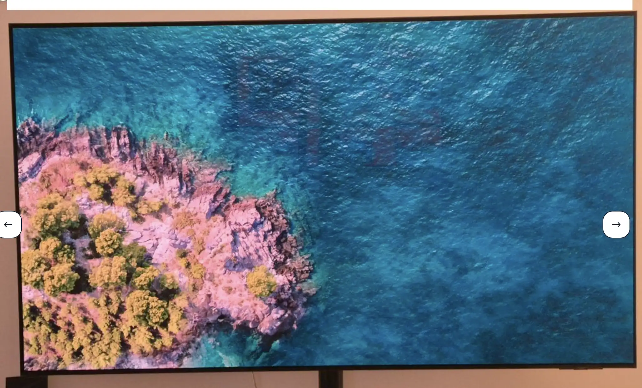 Samsung 65U7000F - TV LED 65" (165 cm) - 4K UHD 3840x2160 - HDR10+ - Smart TV - Gaming Hub - 3xHDMI - WiFi