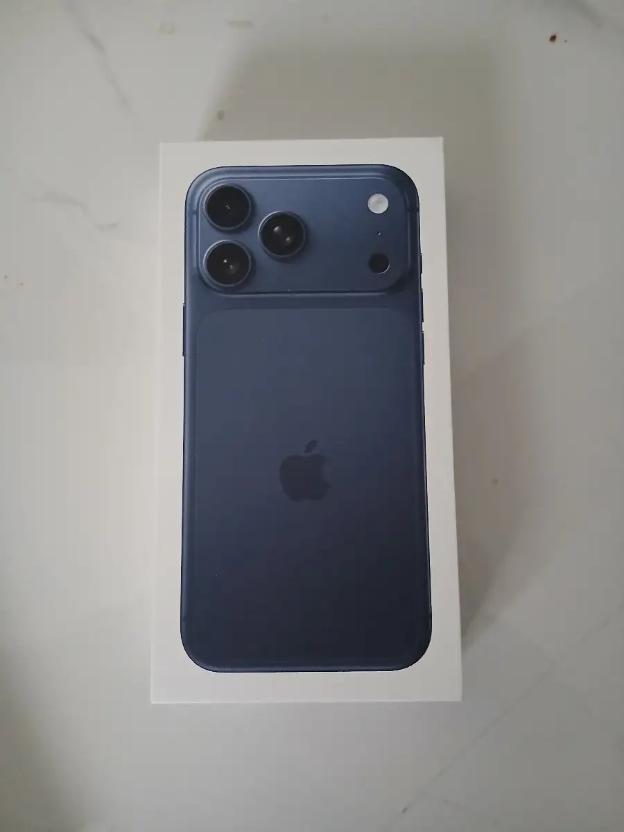 APPLE iPhone 17 Pro 512 GB Deep Blue Neuf